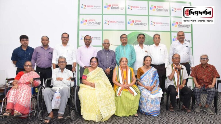বিশ্ব ক্যান্সার দিবসে ক্যান্সারজয়ীদের সম্বর্ধনা দিল মেডিকা হাসপাতাল