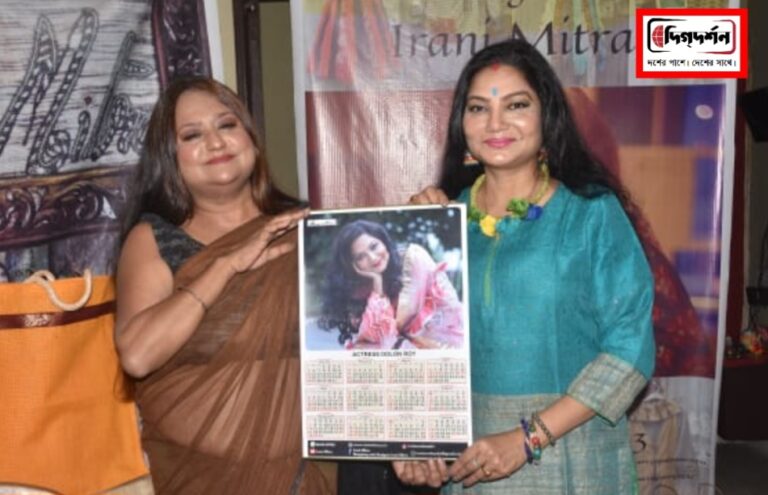 ফ্যাশন বিশেষজ্ঞ ইরানী মিত্রের ক্যালেন্ডার প্রকাশের অনুষ্ঠানে হাজির শহরের সেরা মডেলরা
