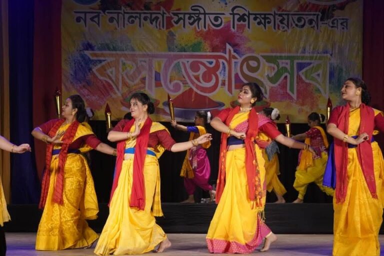 নব রবি কিরণ নিবেদন করল দুদিনব্যাপী বসন্তোৎসব